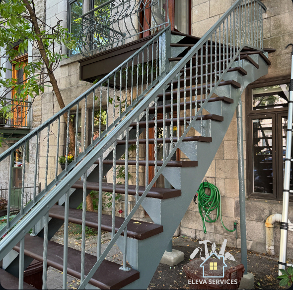 Wrought iron entrance painting